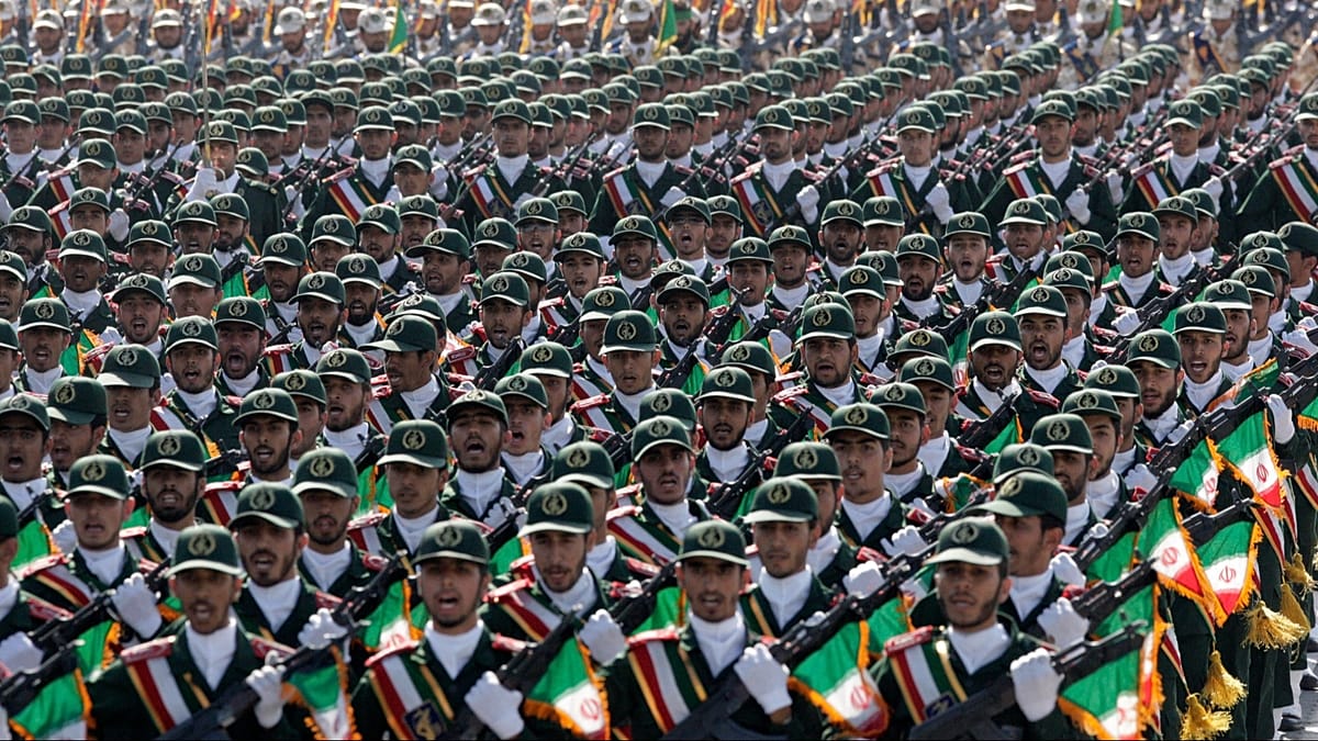France, Spain signal support to blacklist Iran's Revolutionary Guard. El título no debe incluir