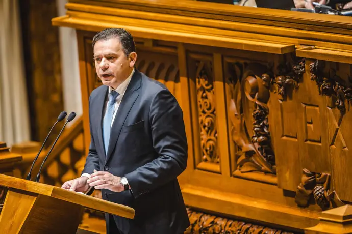 Chega presiona a Montenegro para respaldar a Ventura en segunda vuelta tras una campaña repleta de desaires Así ha sido la cerem...