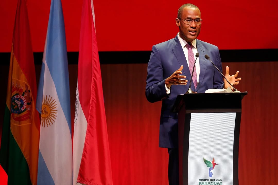 Hoy, el Subdirector Gerente @NigelClarkeJa participó en las Reuniones Anuales del @el_BID y